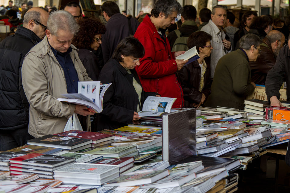 Book fair | Photo | Disoriented